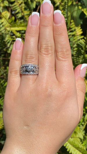 18K gold diamond ring by Jenna Clifford.