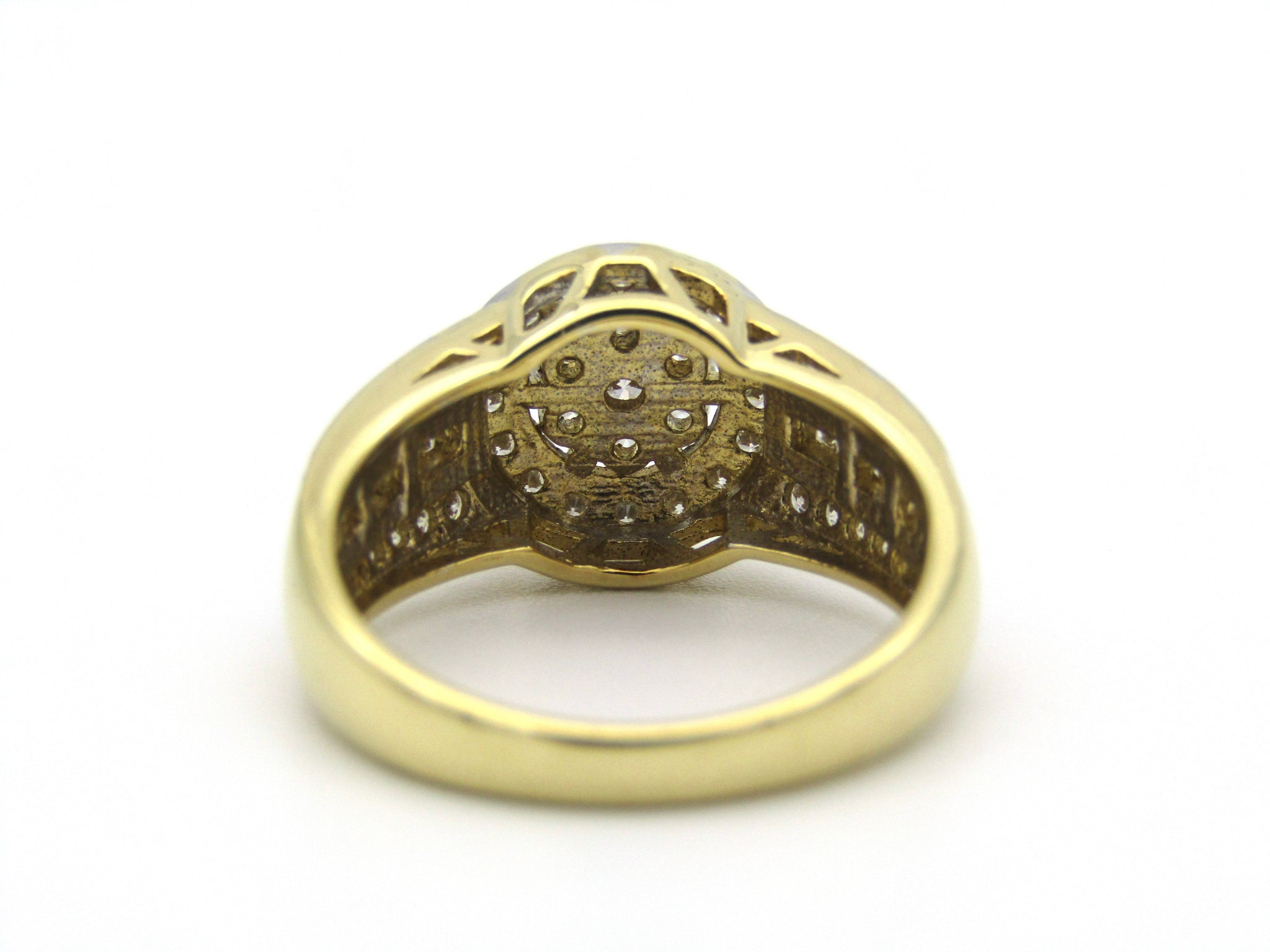 18kt gold diamond ring.