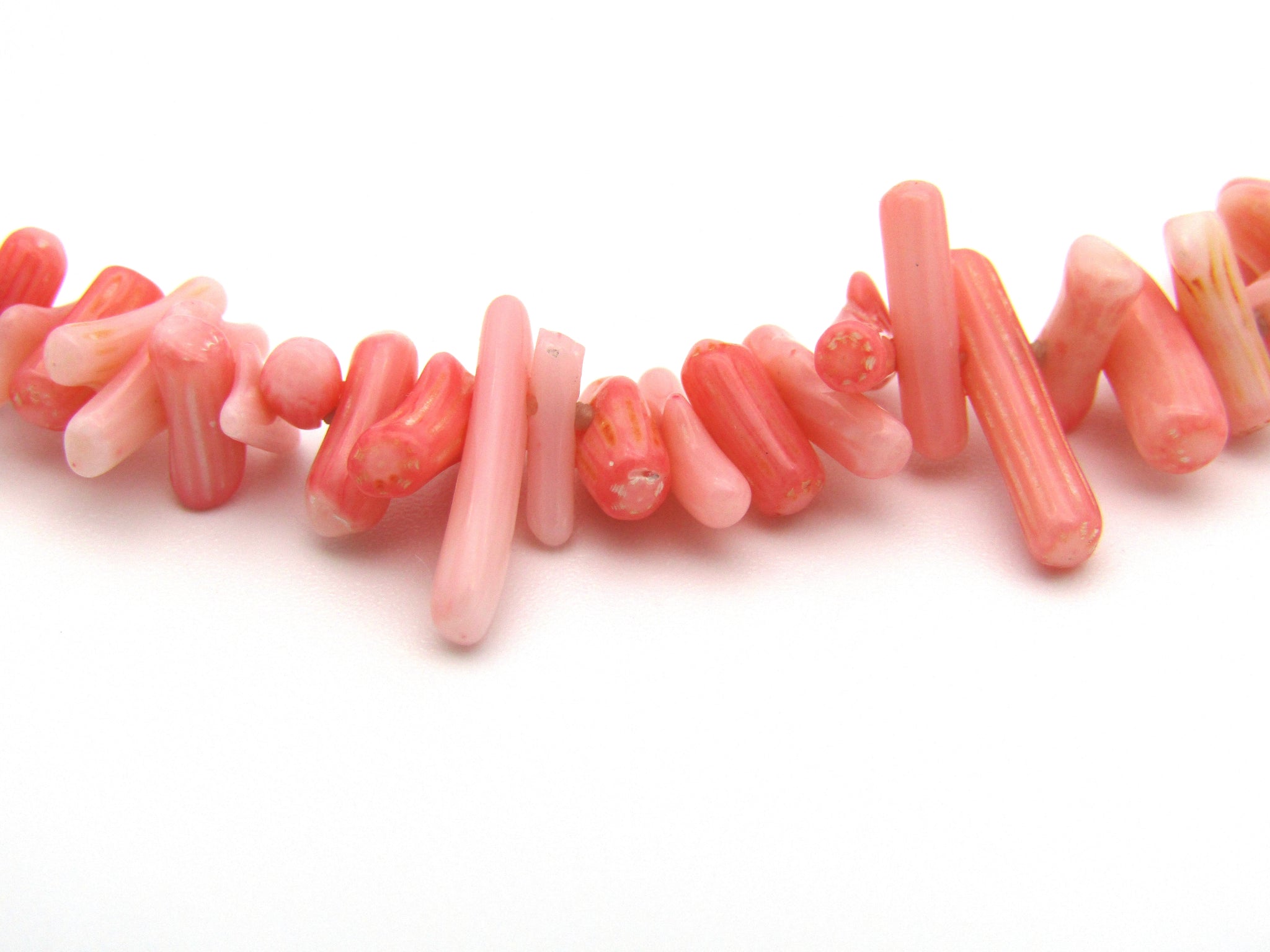 9kt gold coral necklace.